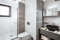 OramaVilla Bathroom03