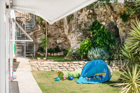 The Calle Cilla Residence