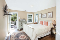 TheSunshineRoadResidence 15