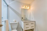 Lapine basement bath shower