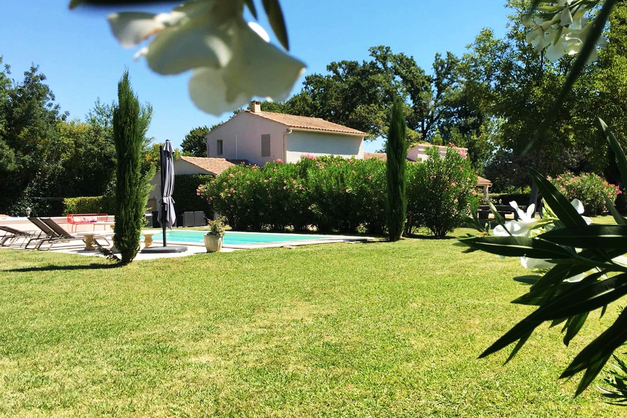 The Mas de Jean Residence | Eygalières | Family Vacation Rental