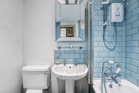 Kingfisher Bathroom 2 v1