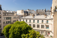 The Rue de Douai Residence