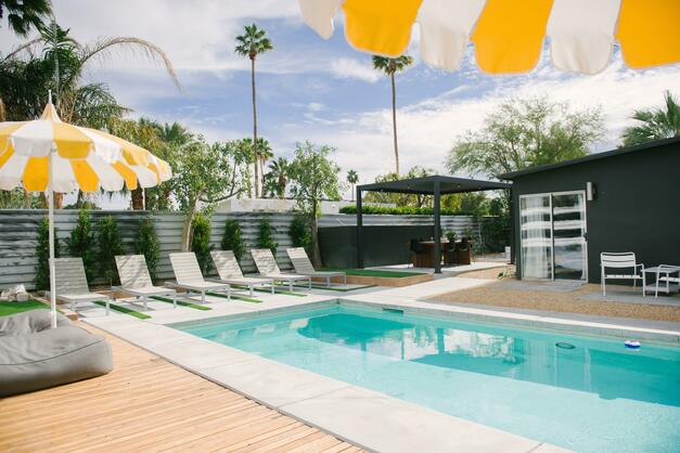 Palm Springs Vacation House By Home Decor Retailer, West Elm