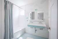 7thAvenueBathroom02