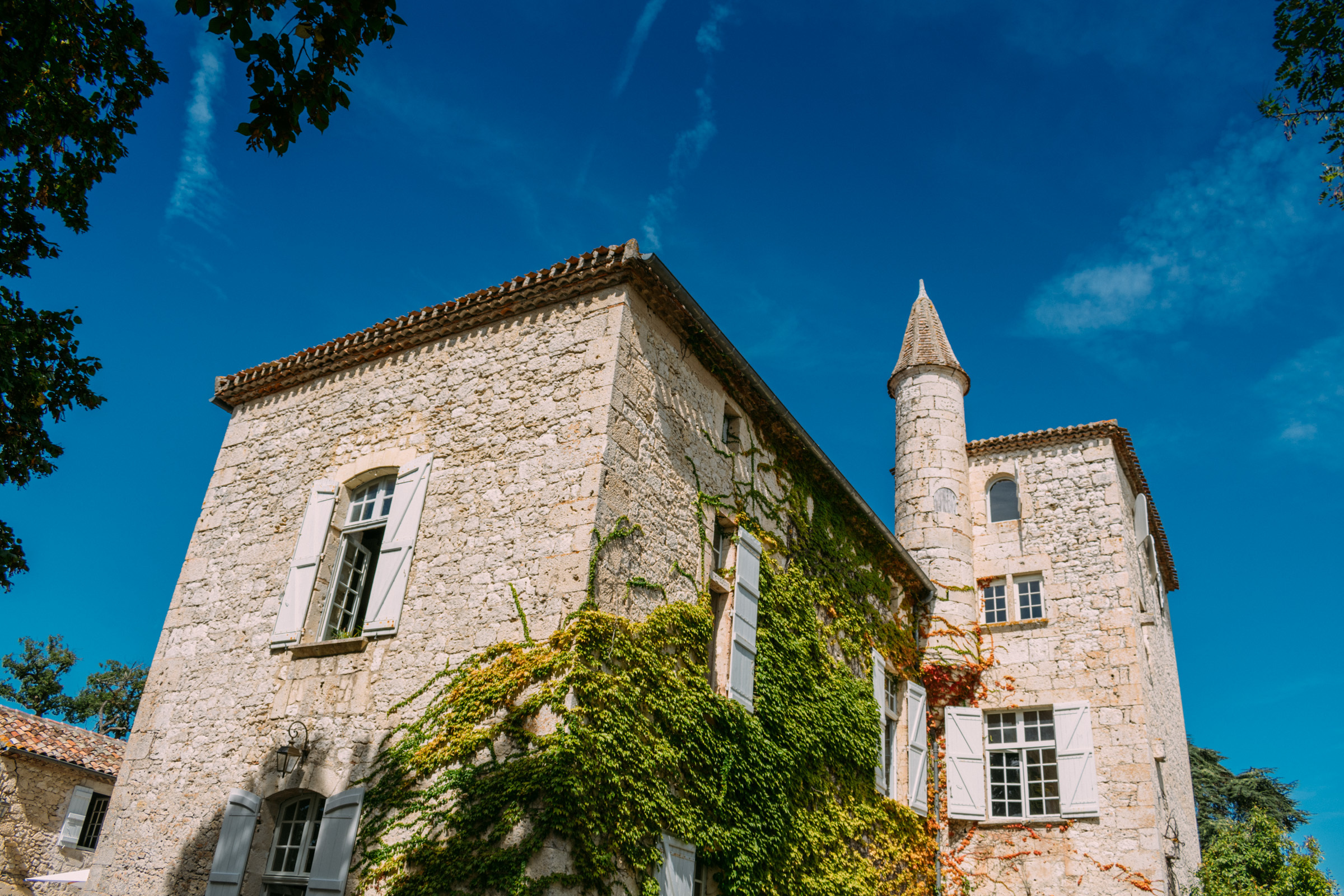 Family Vacation Rental The Chateau Saint Raphine Residence